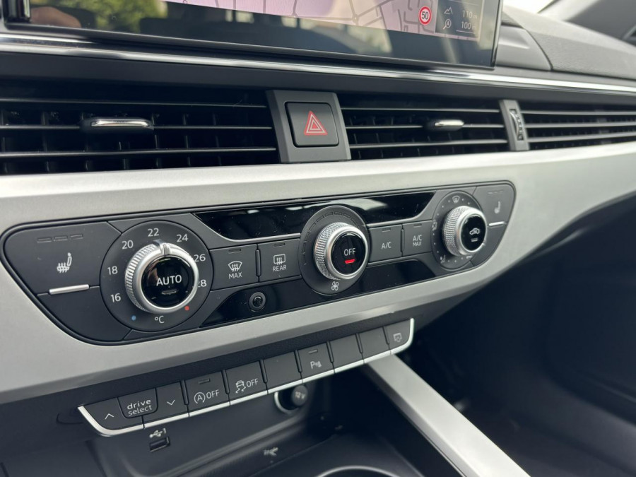 AUDI A4 AVANT 35 TFSI 150 S-Tronic S-Line avec Hayon électrique, Apple Car Play et Phares Full LED occasion