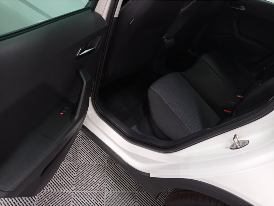 SEAT ARONA 1.0 TSI 110cv Style + Pack Spring + RS + Vitre AR Surteintées + NEUF 0KM occasion