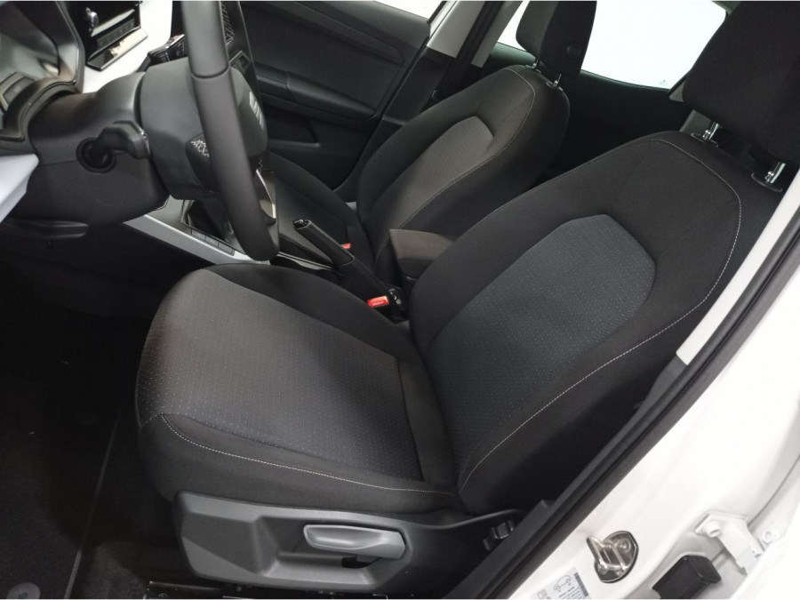SEAT ARONA 1.0 TSI 110cv Style + Pack Spring + RS + Vitre AR Surteintées + NEUF 0KM occasion