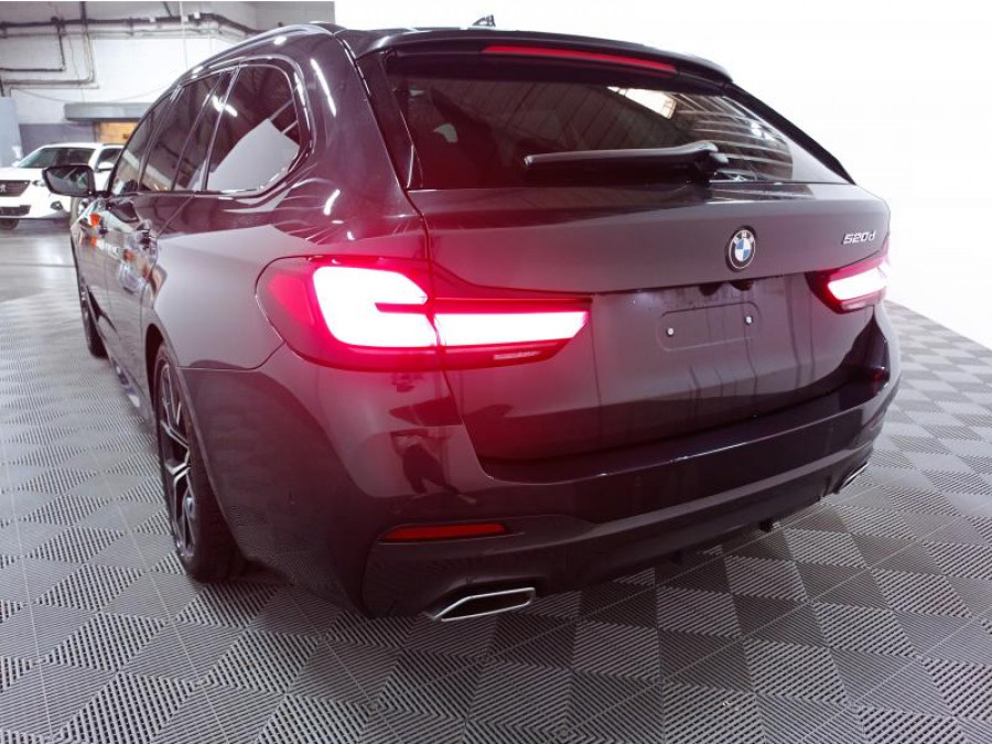 BMW SERIE 5 520d Touring M Sport MHEV + Pack Drive Assist + Toit Panoramique + Sieges AV Chauff  occasion