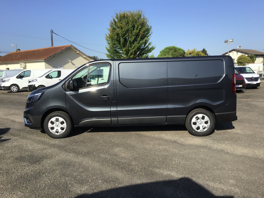 RENAULT TRAFIC FOURGON L2H1 3T EDC 2.0 BLUE DCI 150 GRAND CONFORT + OPTIONS occasion