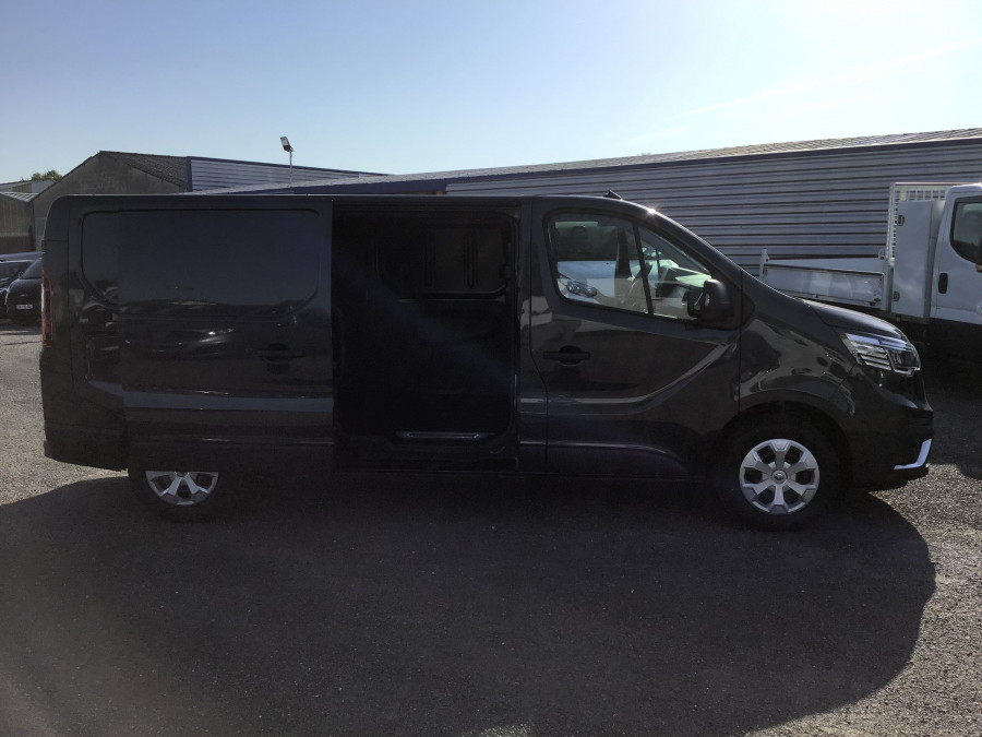 RENAULT TRAFIC FOURGON L2H1 3T EDC 2.0 BLUE DCI 150 GRAND CONFORT + OPTIONS occasion