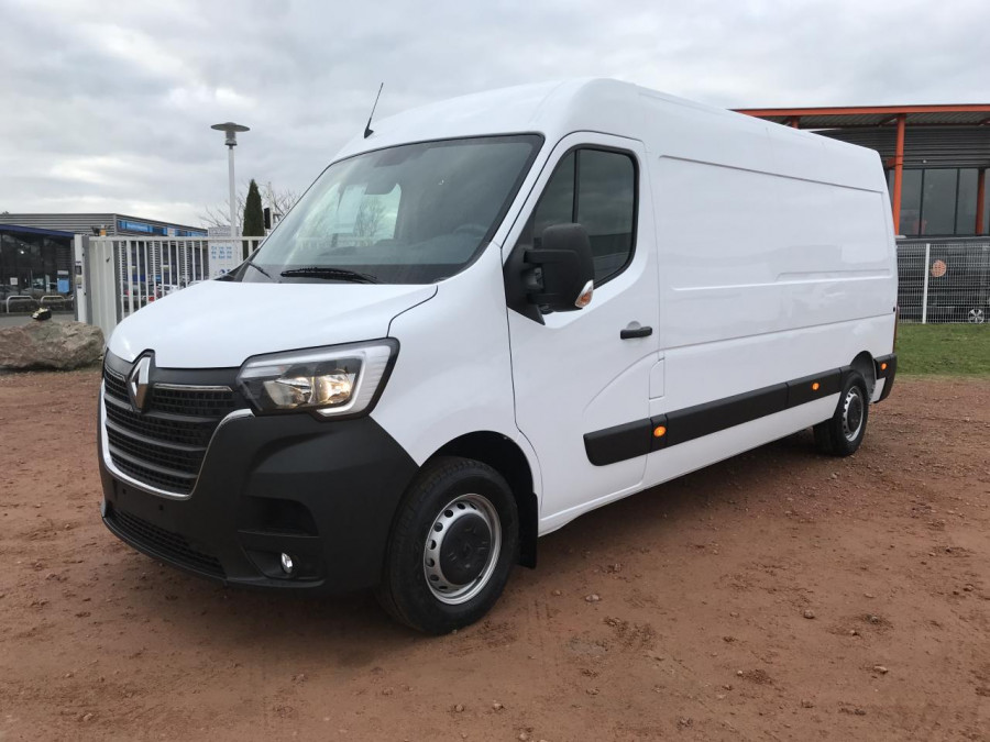 RENAULT MASTER (28990? HT) Confort F3500 L3H2 2.3 Blue dCi - 135   FOURGON L3H2 Traction  occasion