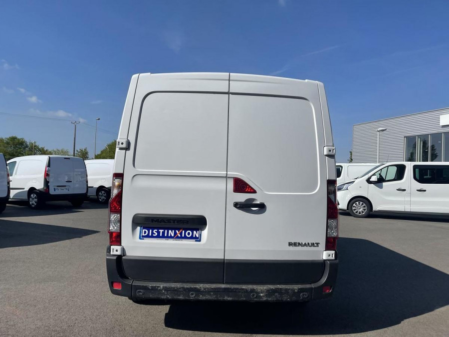 RENAULT MASTER FOURGON Confort F2800 L1H1 2.3 dCi - 135  III FOURGON Fourgon L1H1 Traction PHASE 3 occasion